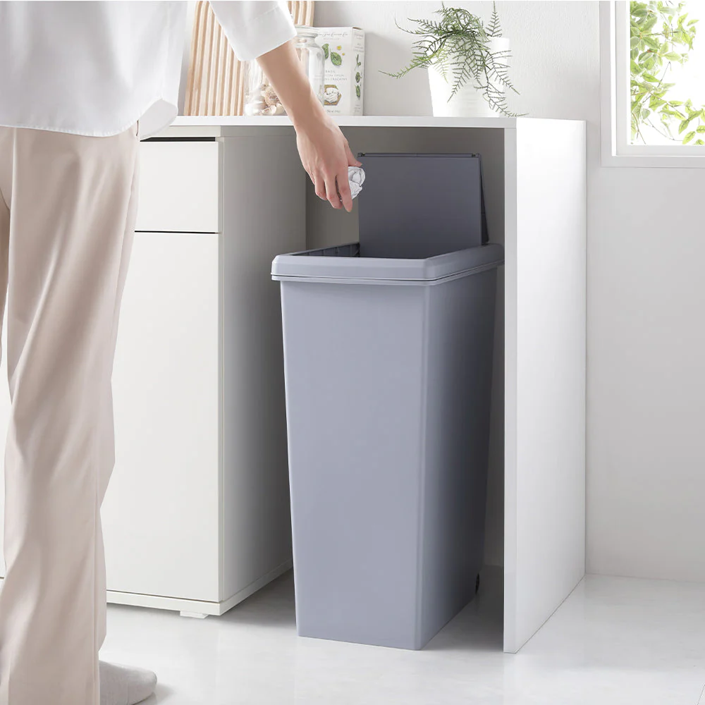 【日本製】サイズが選べる 棚下にも収納できる スライドオープン式 ごみ箱 45L ブラック 単品 - Image 22
