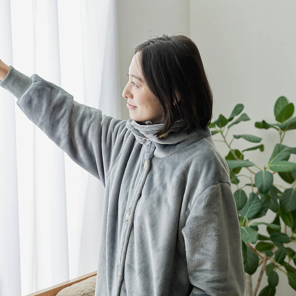 軽くてふわふわ 首元まであたたかい着る毛布 ハイネック3WAY チャコールグレー - Image 29